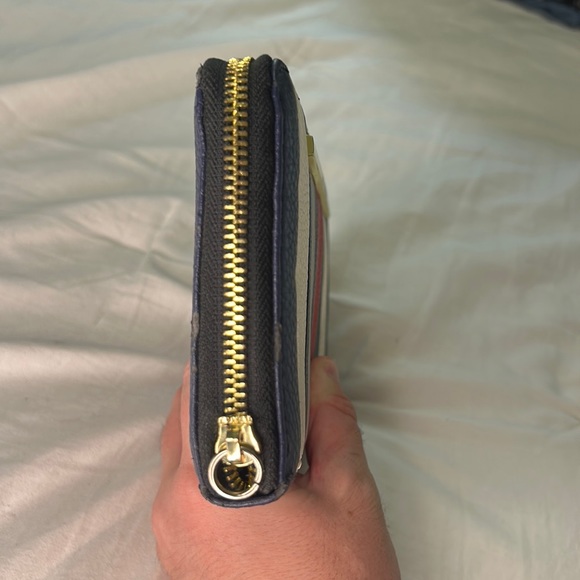 Steve Madden BZIPPY Zip Around Wallet Wristlet in Multicolor Stripe Preloved - Picture 4 of 6